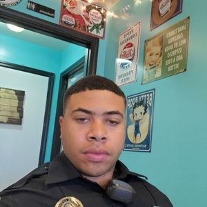 Meet your Posher, Cj